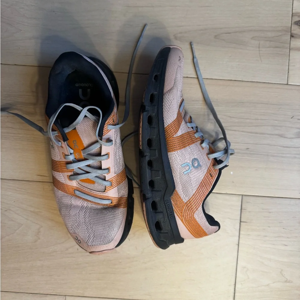 On Running Sneakers in Pink and Orange - Picture 2 of 3